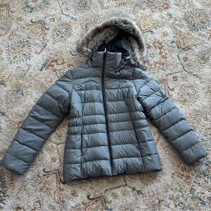 Gray Puffer Jacket with Faux Fur Trim